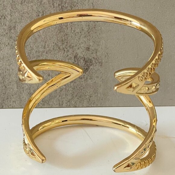 Modern Statement Cuff Bracelet Gold Plated Embossed Open Style 2.5" Wide Small - Picture 4 of 5